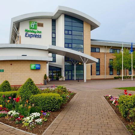 Holiday Inn Express Northampton - South By Ihg Exterior foto