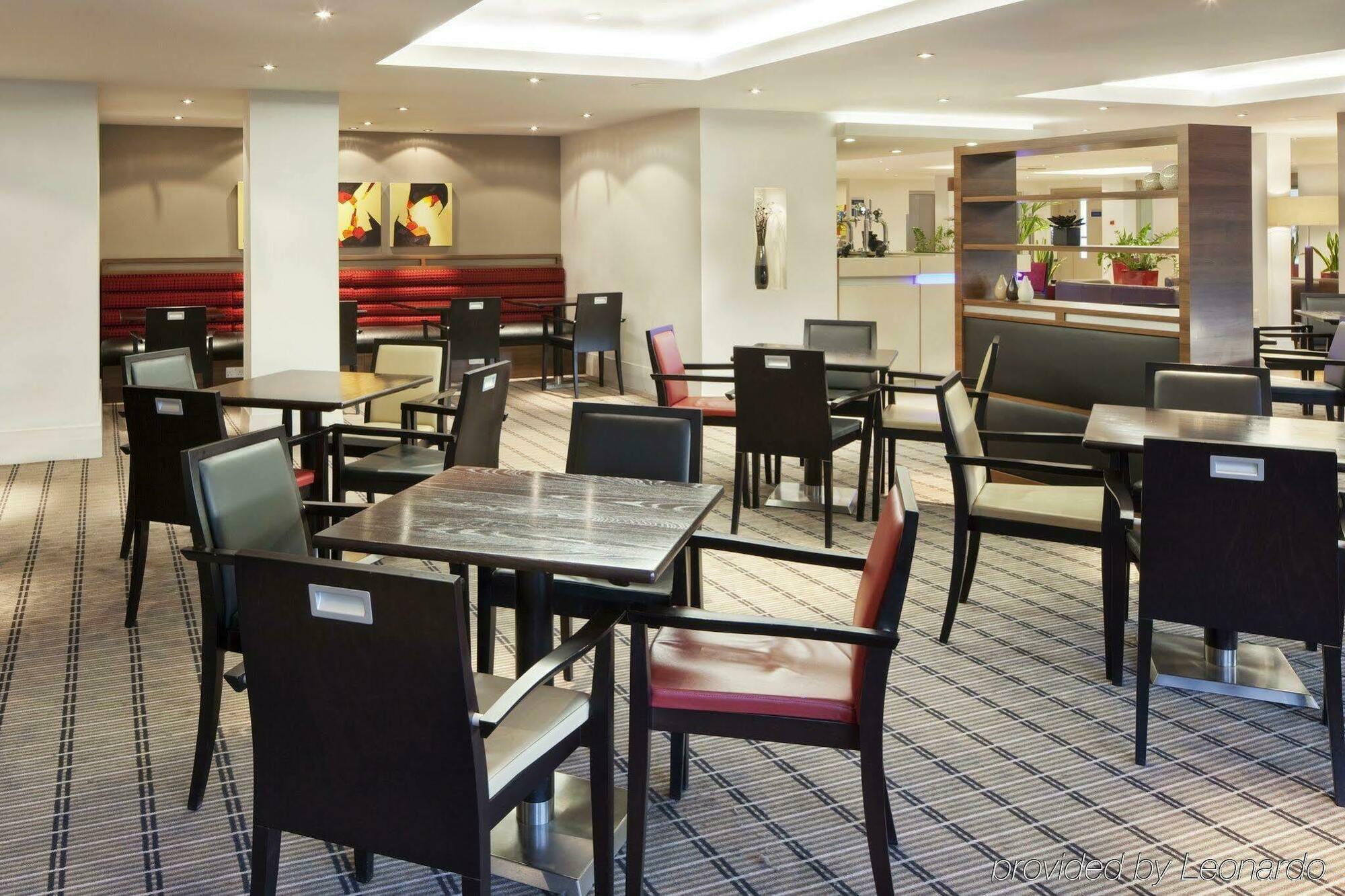 Holiday Inn Express Northampton - South By Ihg Exterior foto